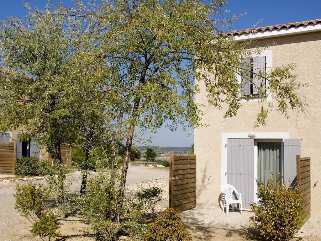 Residence Odalys Le Mas Des Vignes Calvisson Exterior foto