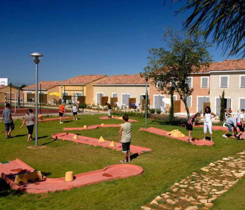 Residence Odalys Le Mas Des Vignes Calvisson Exterior foto